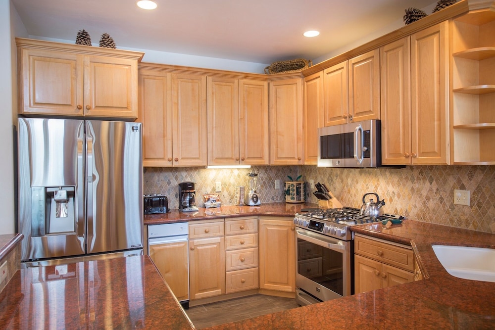 Double Eagle at Deer Valley Resort - Three Bedroom Condo with Hot Tub #17 3 Condo