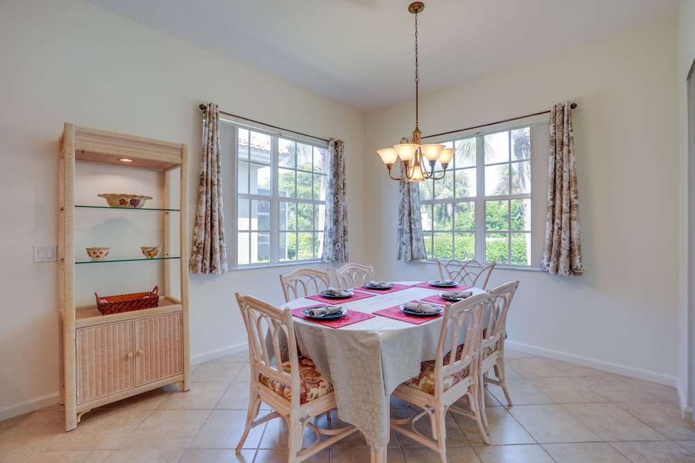 Fort Myers Vacation Rental w/ Pool Access!