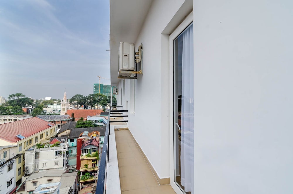 Merin City Suites