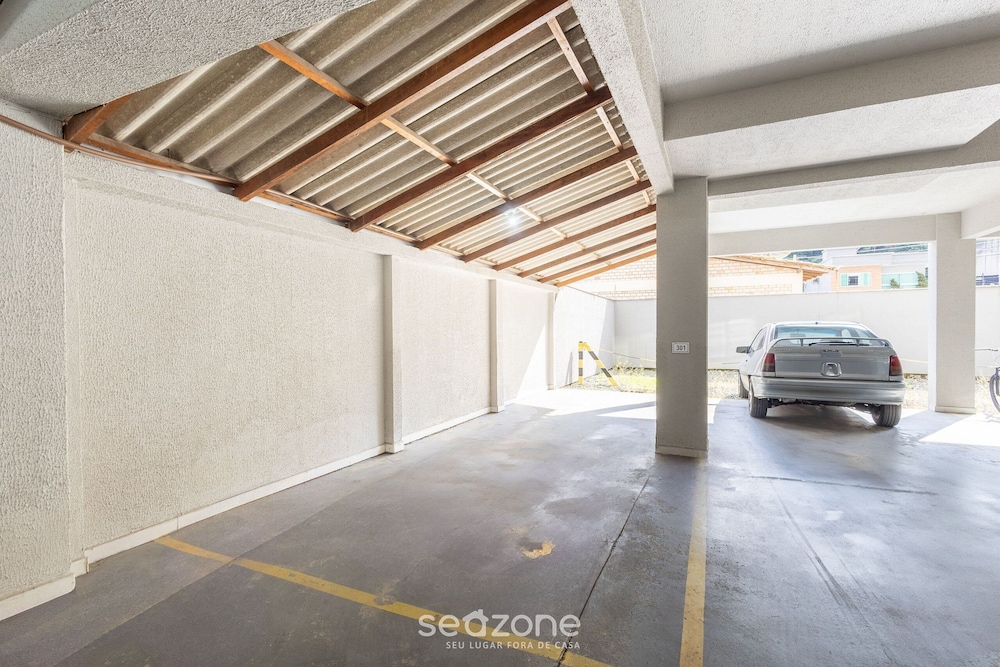 2BR Aptbbq, Garage, Near Beach Ltl0301