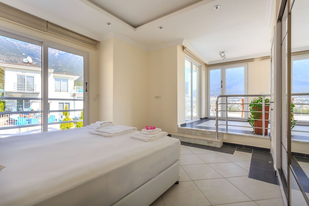 Residence Villa 5 view 3
