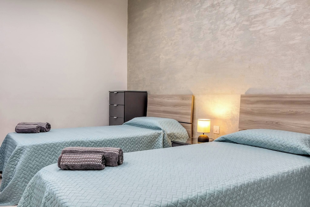 Luxury 3 BR Apt in Gzira Near Sliema - Stjulians