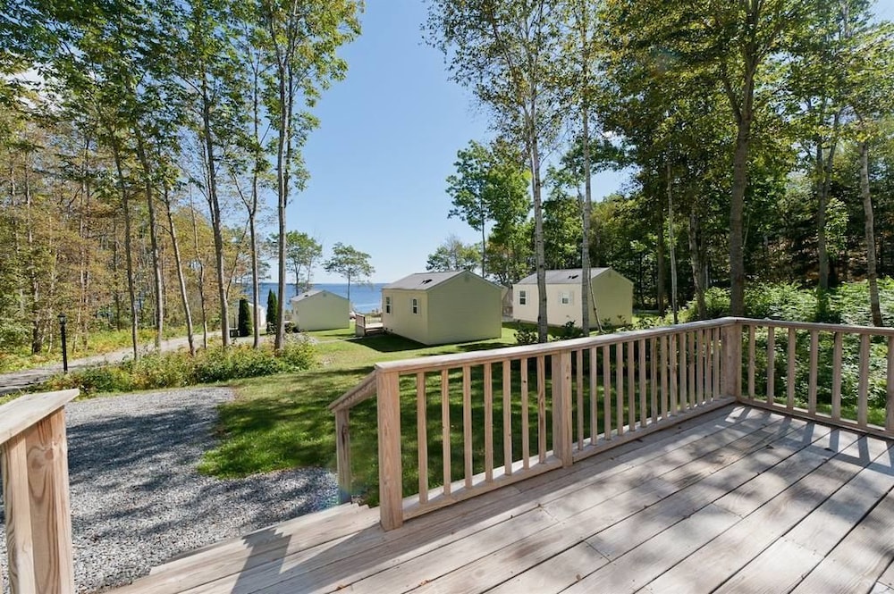 Glenmoor By the Sea