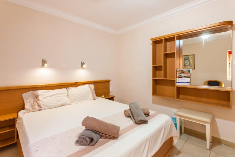 Villa & Pool Apart 4 In Mellieha Bay view 4