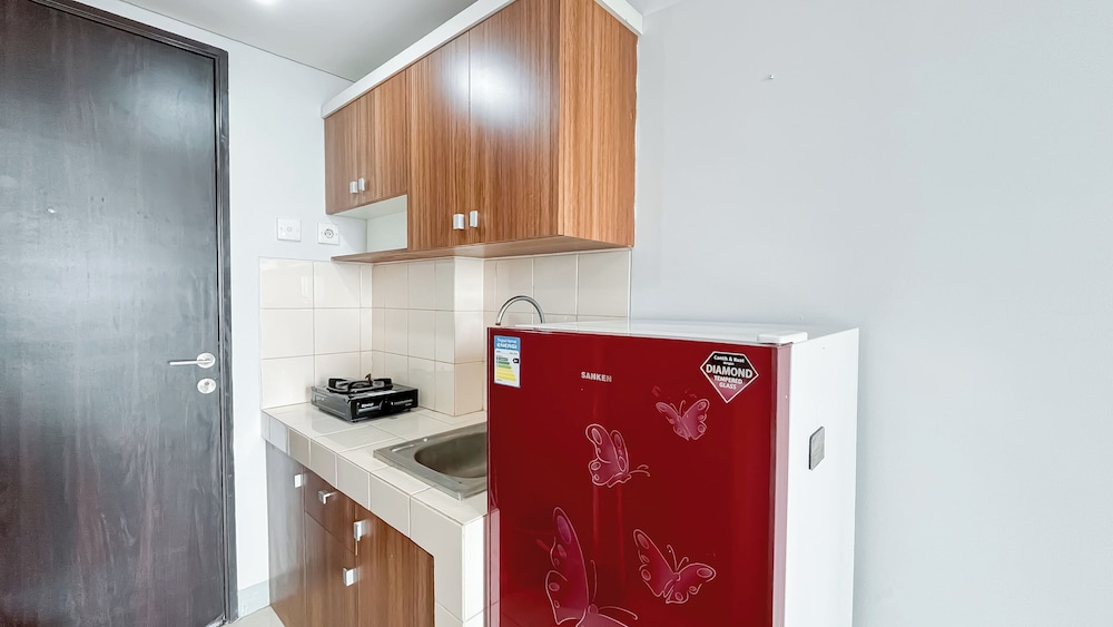 Nice And Cozy Studio Room Apartment Serpong Greenview