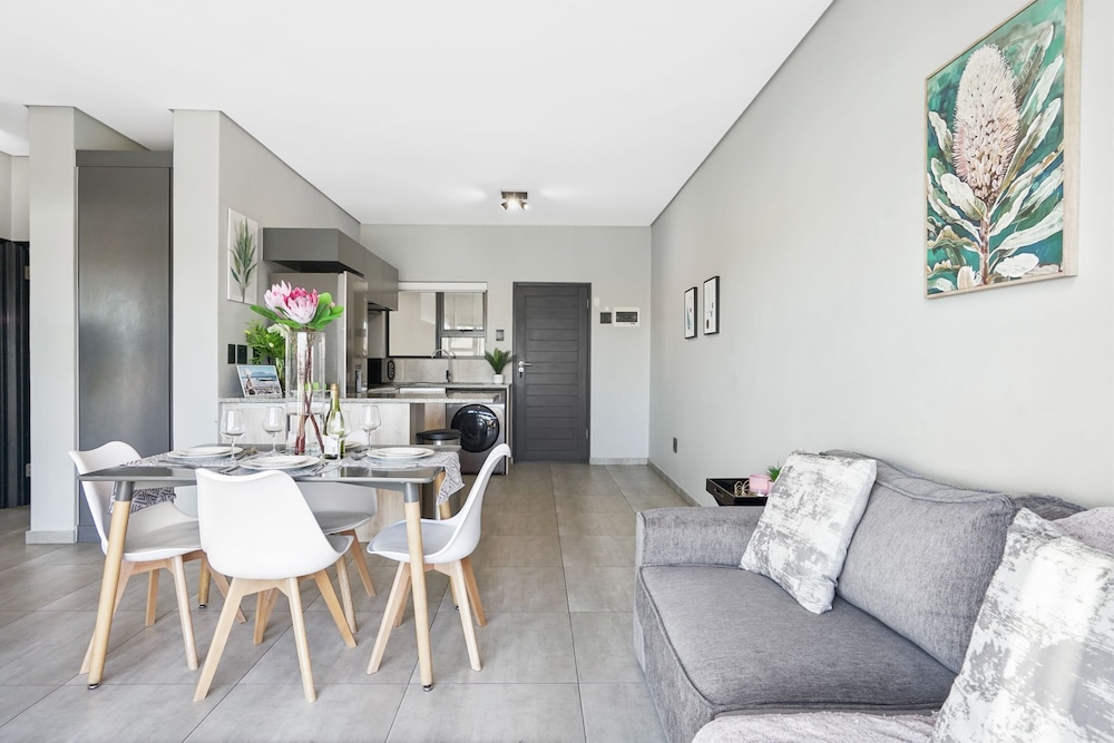 Blouberg Mews
