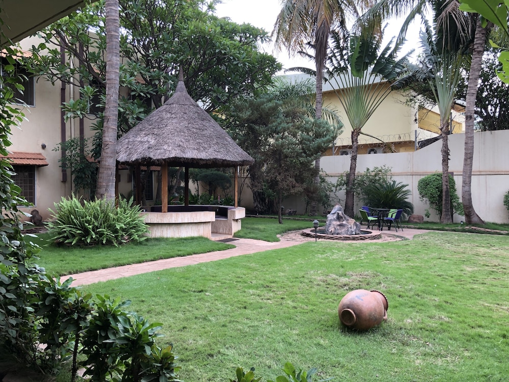 Bamako Vacations - Hotel La Chaumiere - Property Image 1