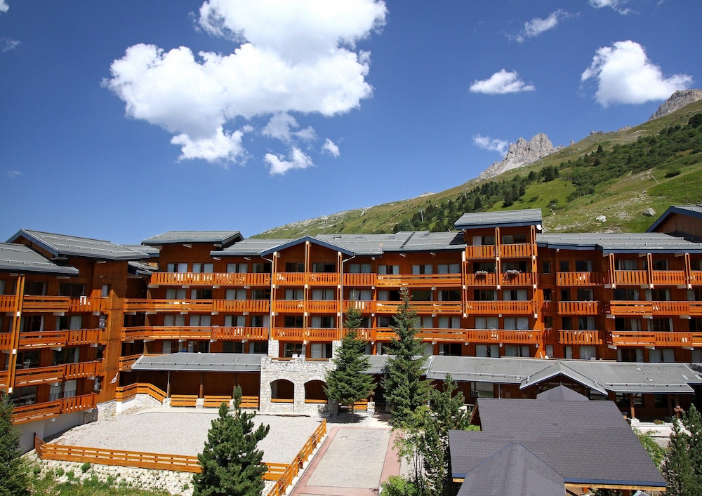 Les Allues Vacations - Pierre  Vacances Residence premium Les Crets - Property Image 9