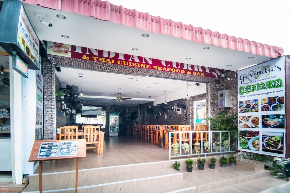 OYO 423 Baan Lucky Guesthouse