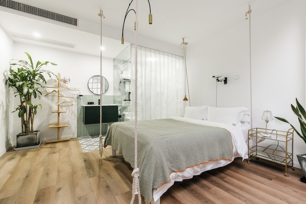 Shanghai Ruochu Designer Guesthouse-Near Shanghai Pudong Airport & Disneyland