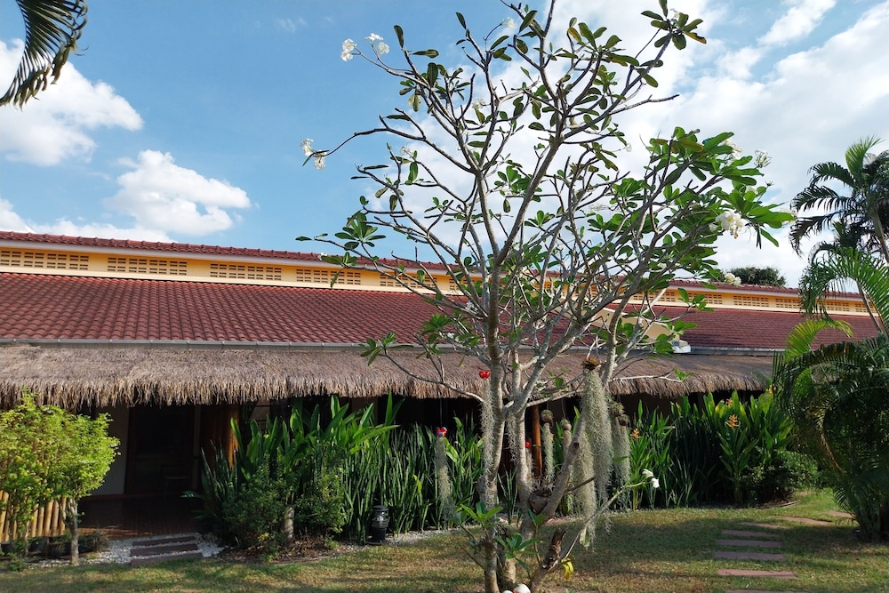 Kanchira Resort