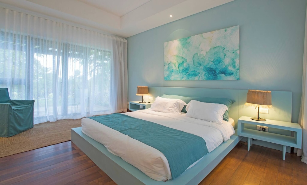 5 Bedroom Luxury Villa at Belle Riviere Residence view 5