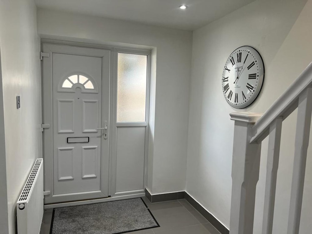 Modern Executive 2-bed Apartment in London