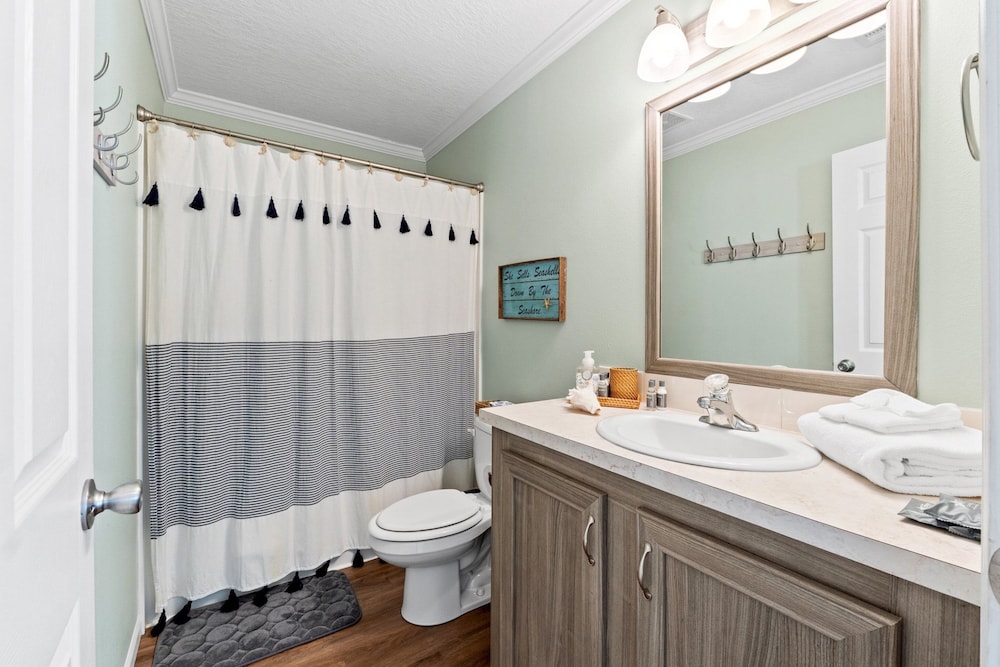 Pet Friendly Beach House - Hakuna Matata