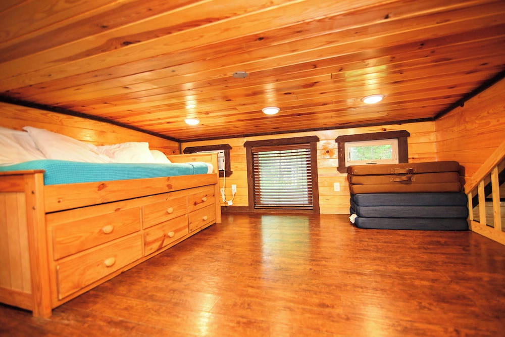 Codex Cabin