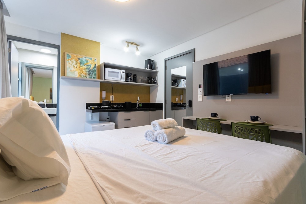 Breeze Residence By Carpediem