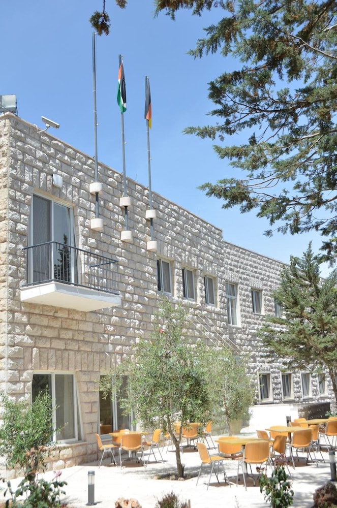 Talitha Kumi Guest House