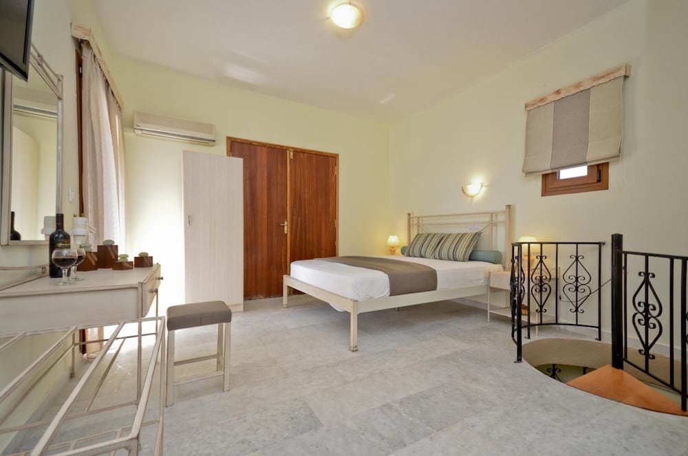 Oasis Studios en Naxos — hotel room