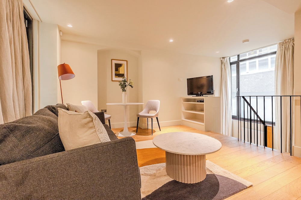 Your Apartment - St. Paul's