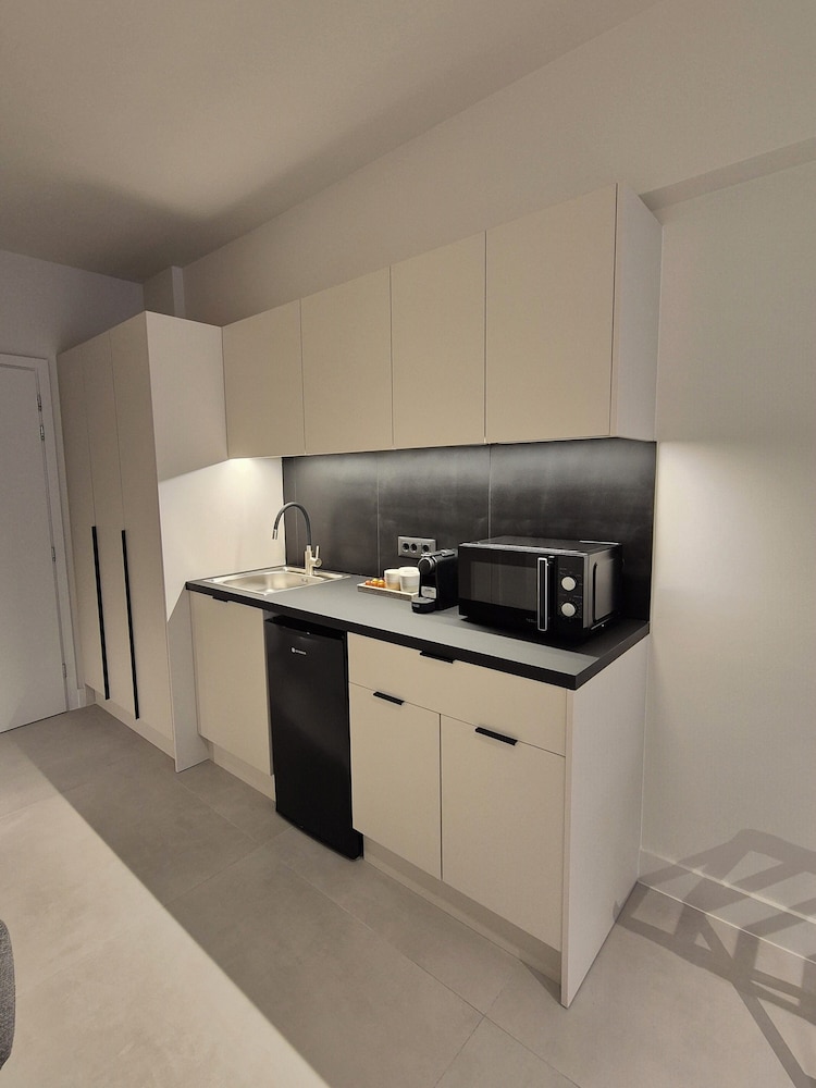 Shape Suites Athens