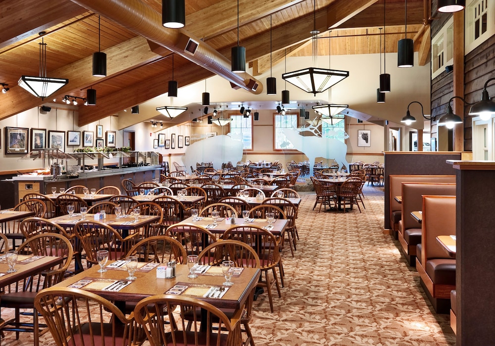 State Game Lodge at Custer State Park Resort