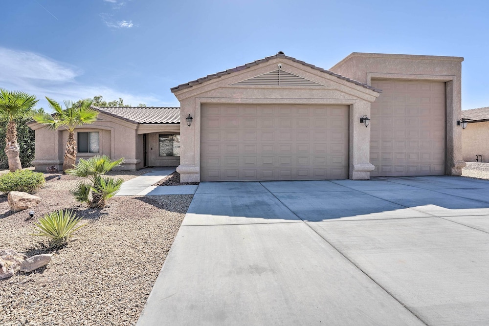 2 Mi to Beach: Lake Havasu Gem w/ Pool & Spa! view 5