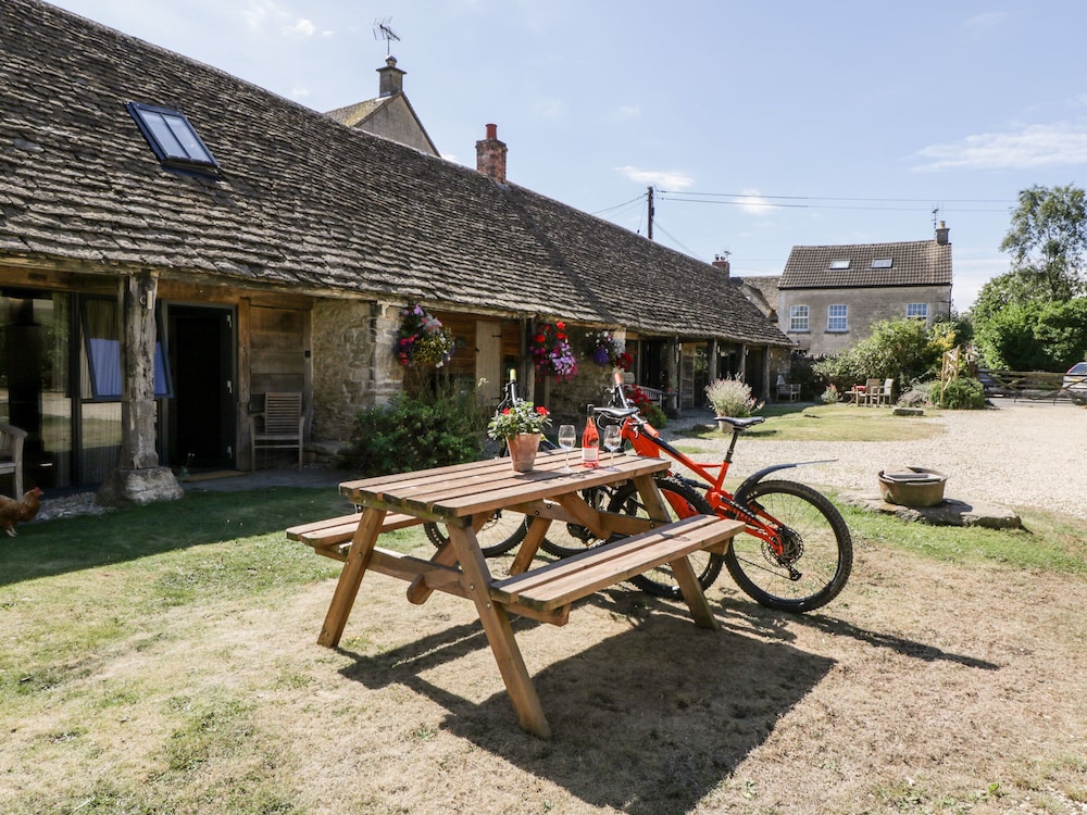 Tinkley Cottage