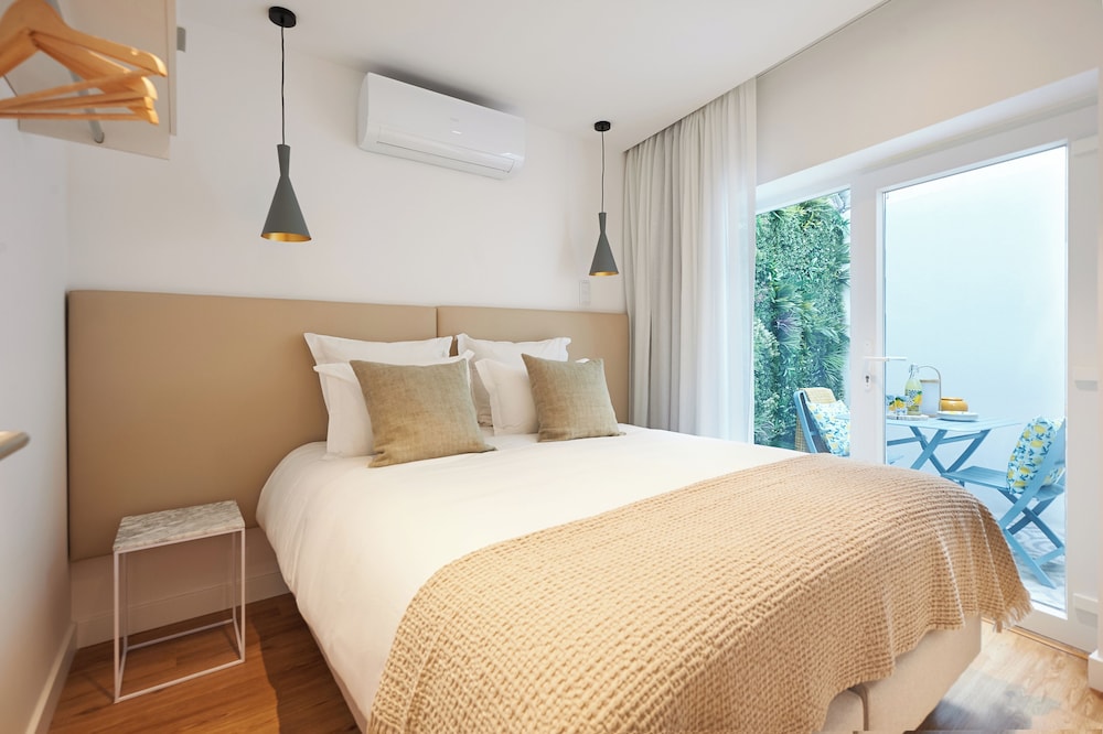 Borealis Lisbon Apartments - Bairro Alto.