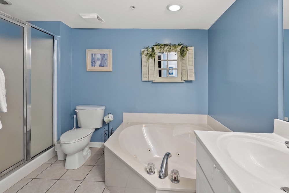 Sunrise Pointe 4F