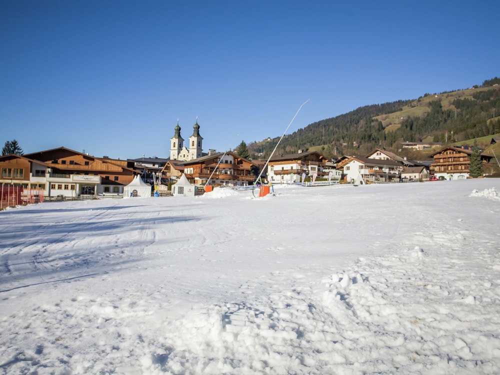 Apartment Near the ski Slope in Brixen