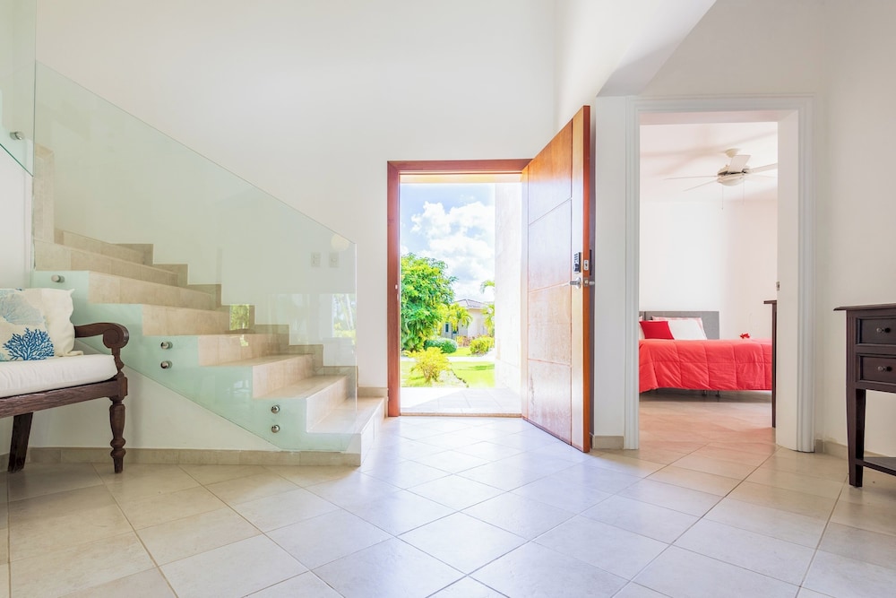Villa Buganvilla 252 - 4BR Pool Jacuzzi Golf
