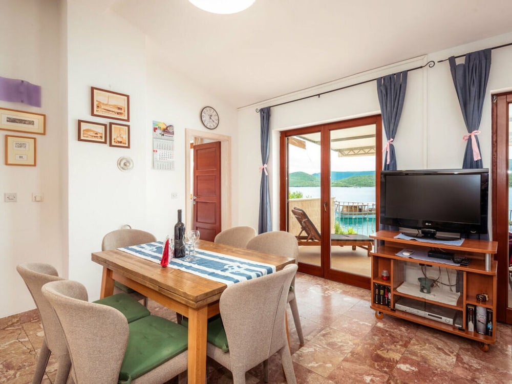 Mesmerising Apartment in Klek