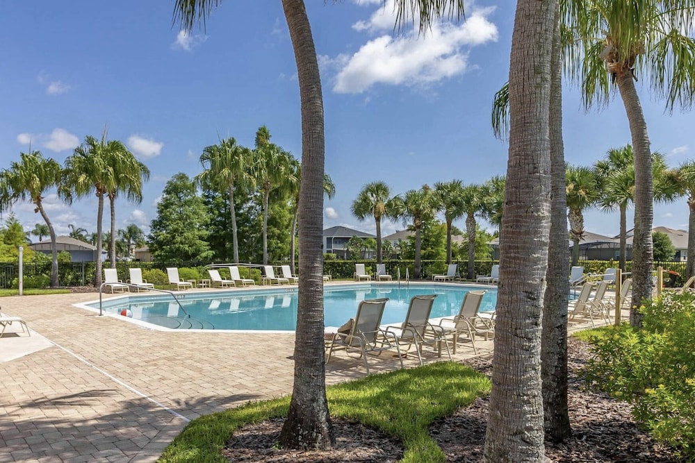 Family Affairs at West Haven - Image 4