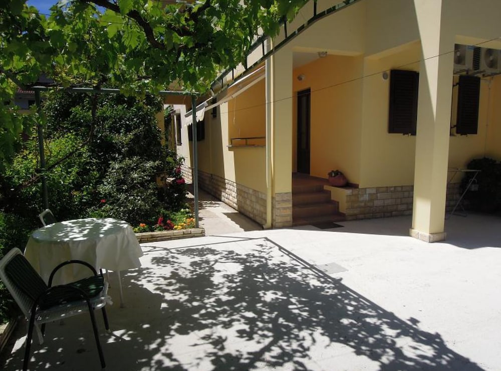 Cozy Retreat By The Sea Puntamika