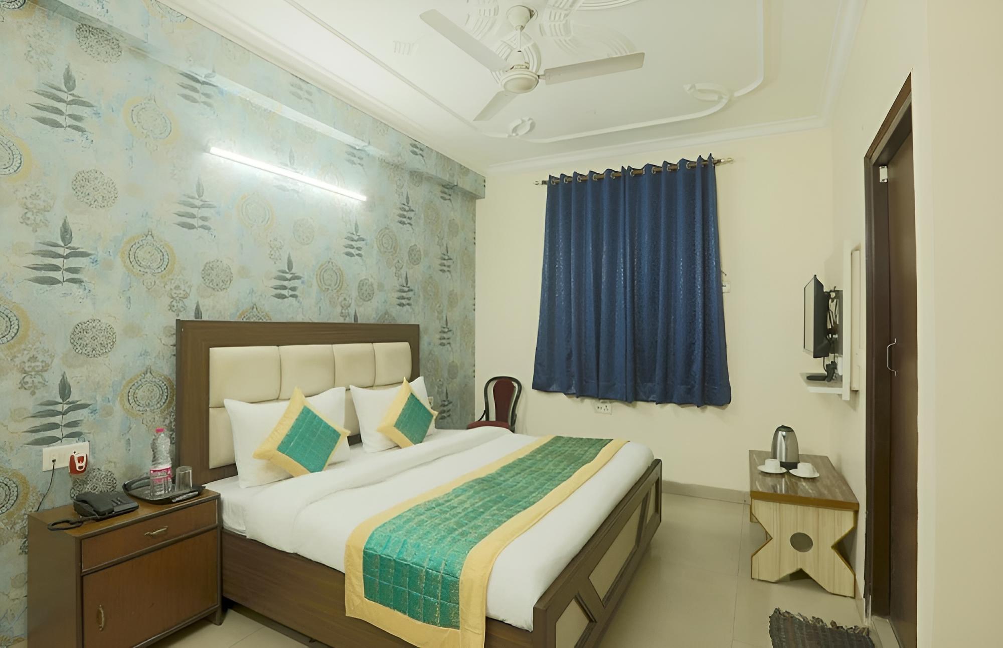 Airport Hotel Mayank Residency