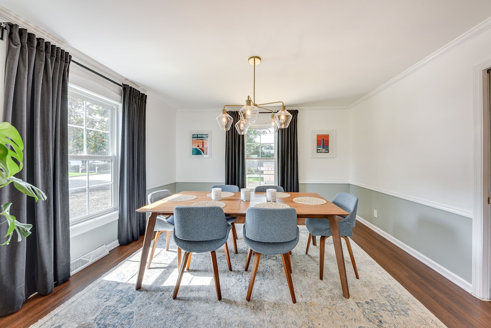 Charming Racine Home - Walk to Lake Michigan! - Property Image 13