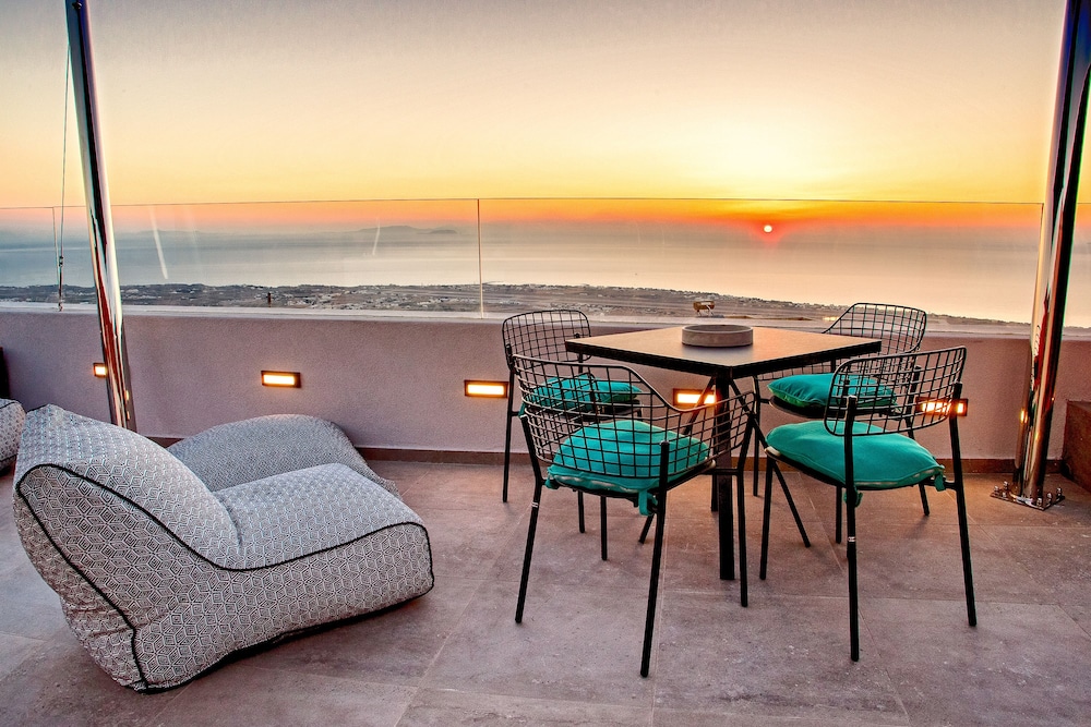 Santorini Soul Villas