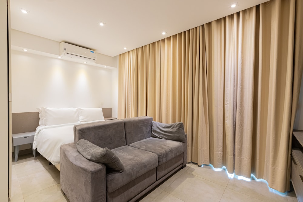 LDN - Studios by Anora Spaces