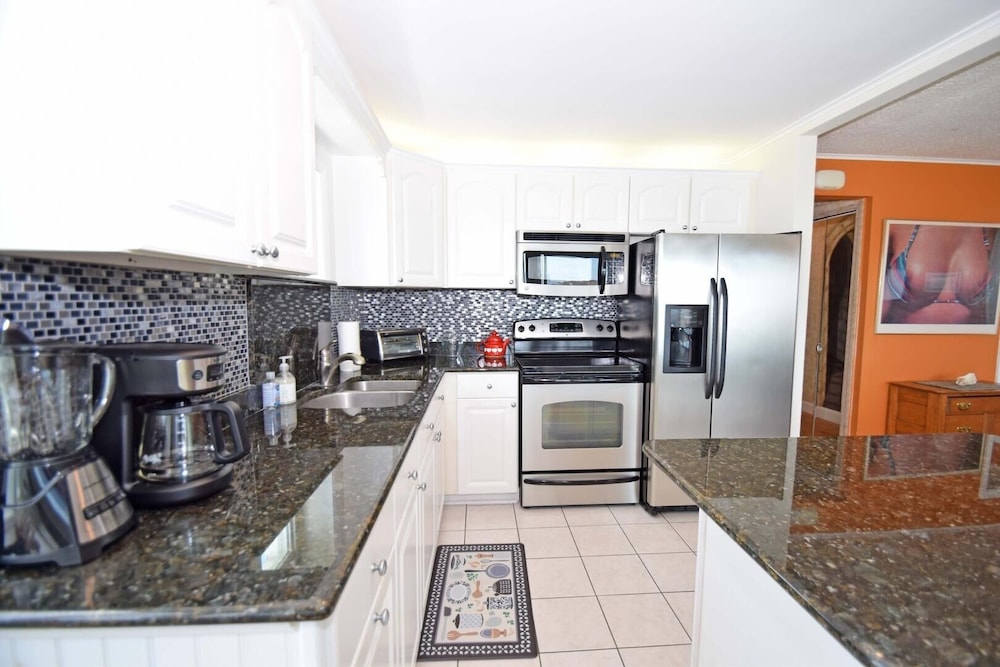Thunder Island 168d 2 Bedroom Condo
