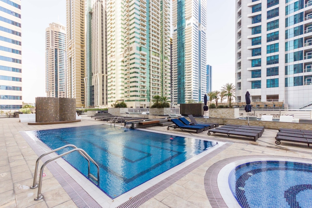 Yanjoon Holiday Homes - Princess Tower