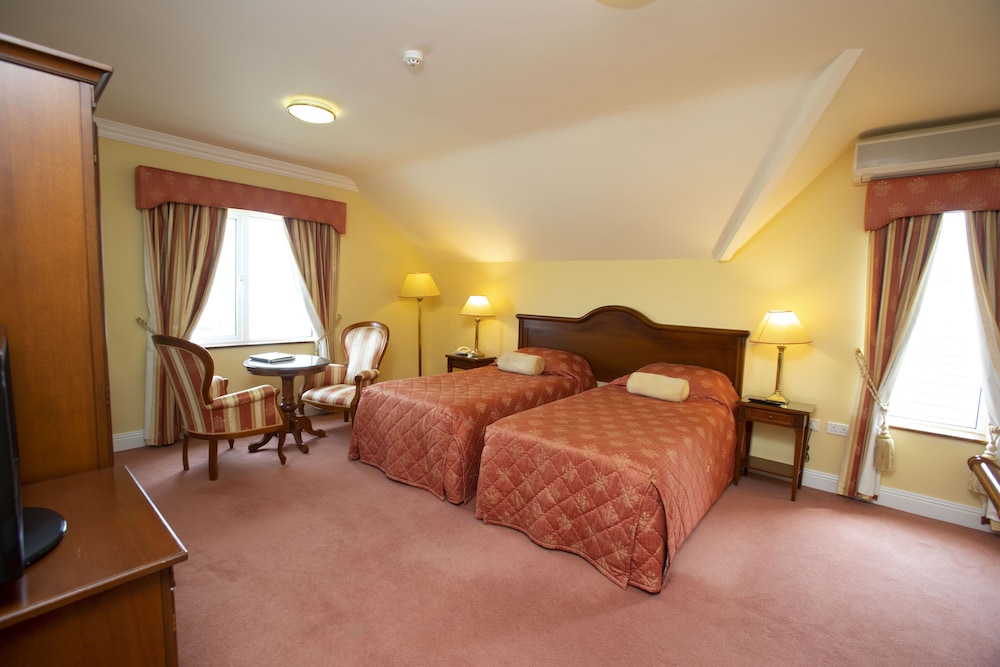 The 19th Lodge Ballybunion view 4