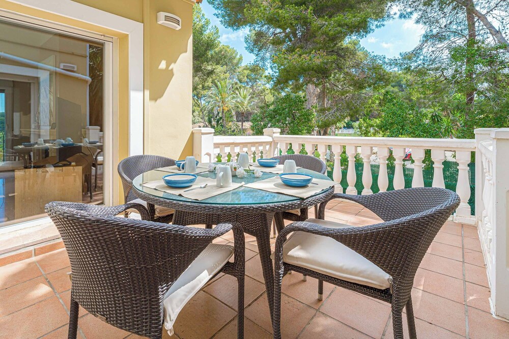 Villa Montgo View