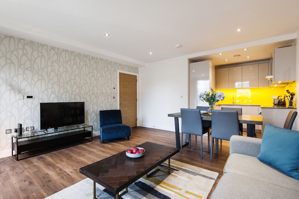 Twyne House Apartments