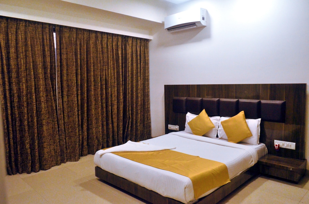 Mumbai Vacations - THE BEST HOTEL MUMBAI - Property Image 12