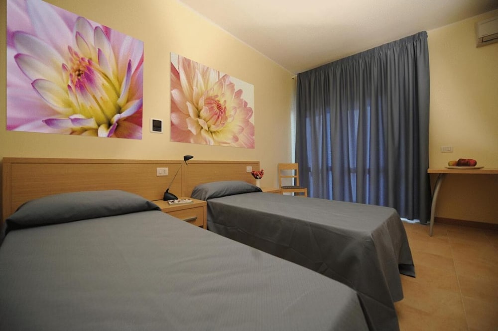 Residence Lorenzo da Viterbo view 2