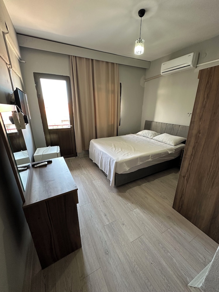 Viyana Otel