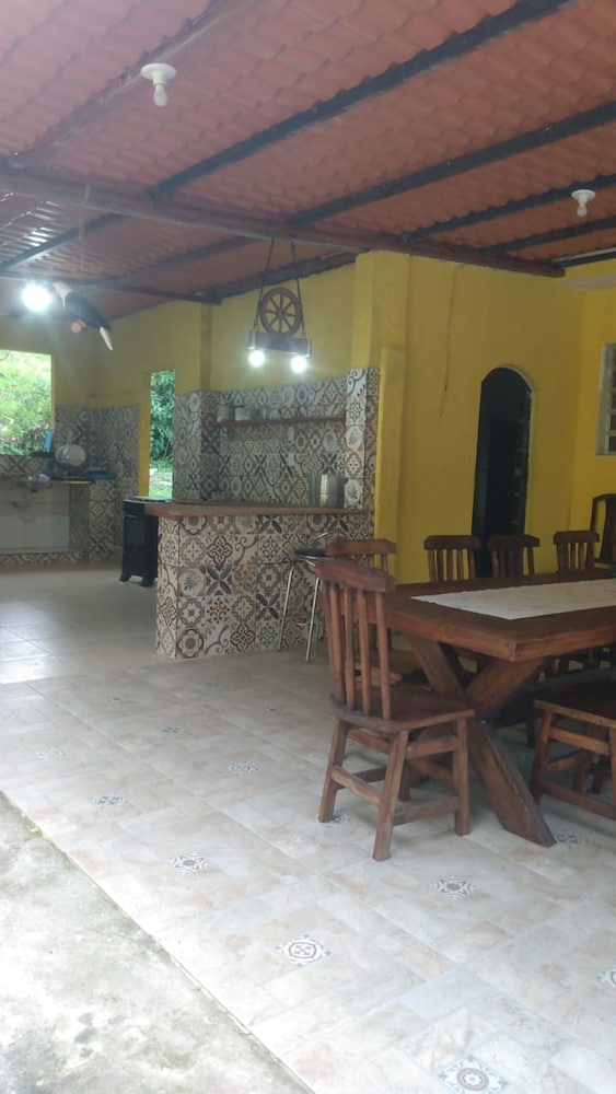 Casa de Campo com Churrasq e Wifi em Mag RJ