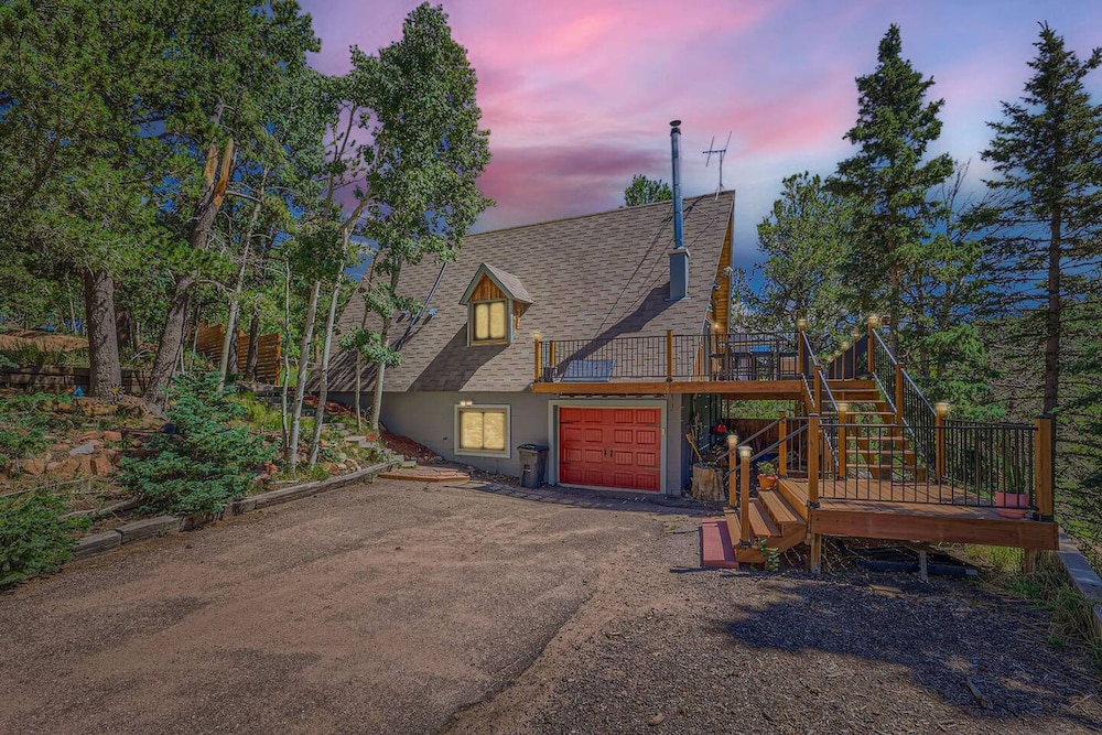 Sauna Firepit King Bed Close to Skiing