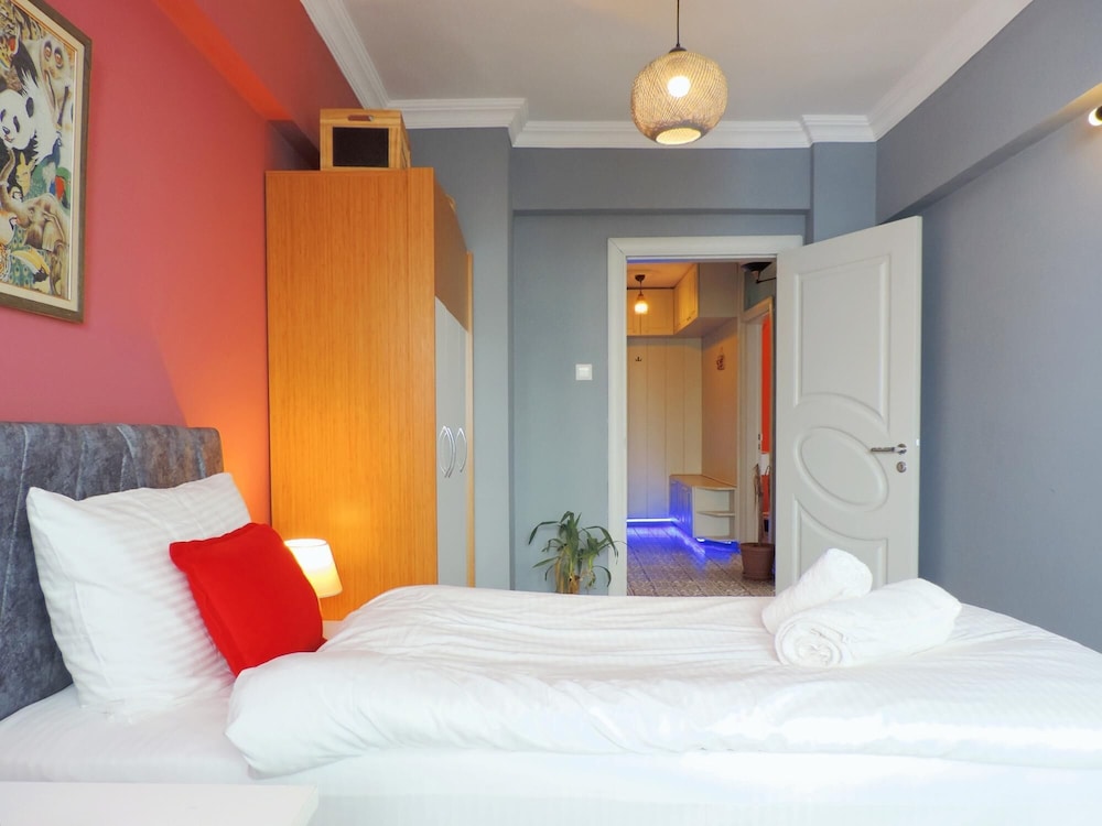 Centrally Located Flat 5 min to Ozdilekpark Mall