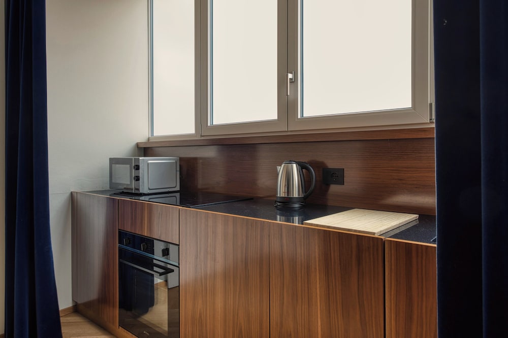 Modern apt near the Centre